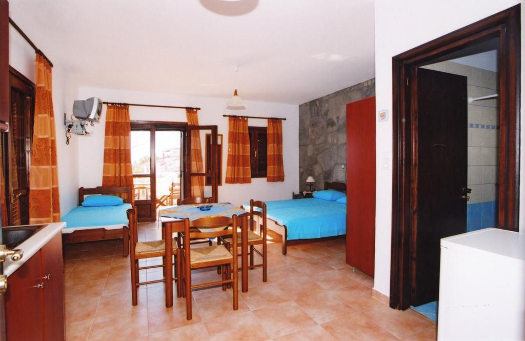 Efterpi Apartment Myrina Bilik gambar